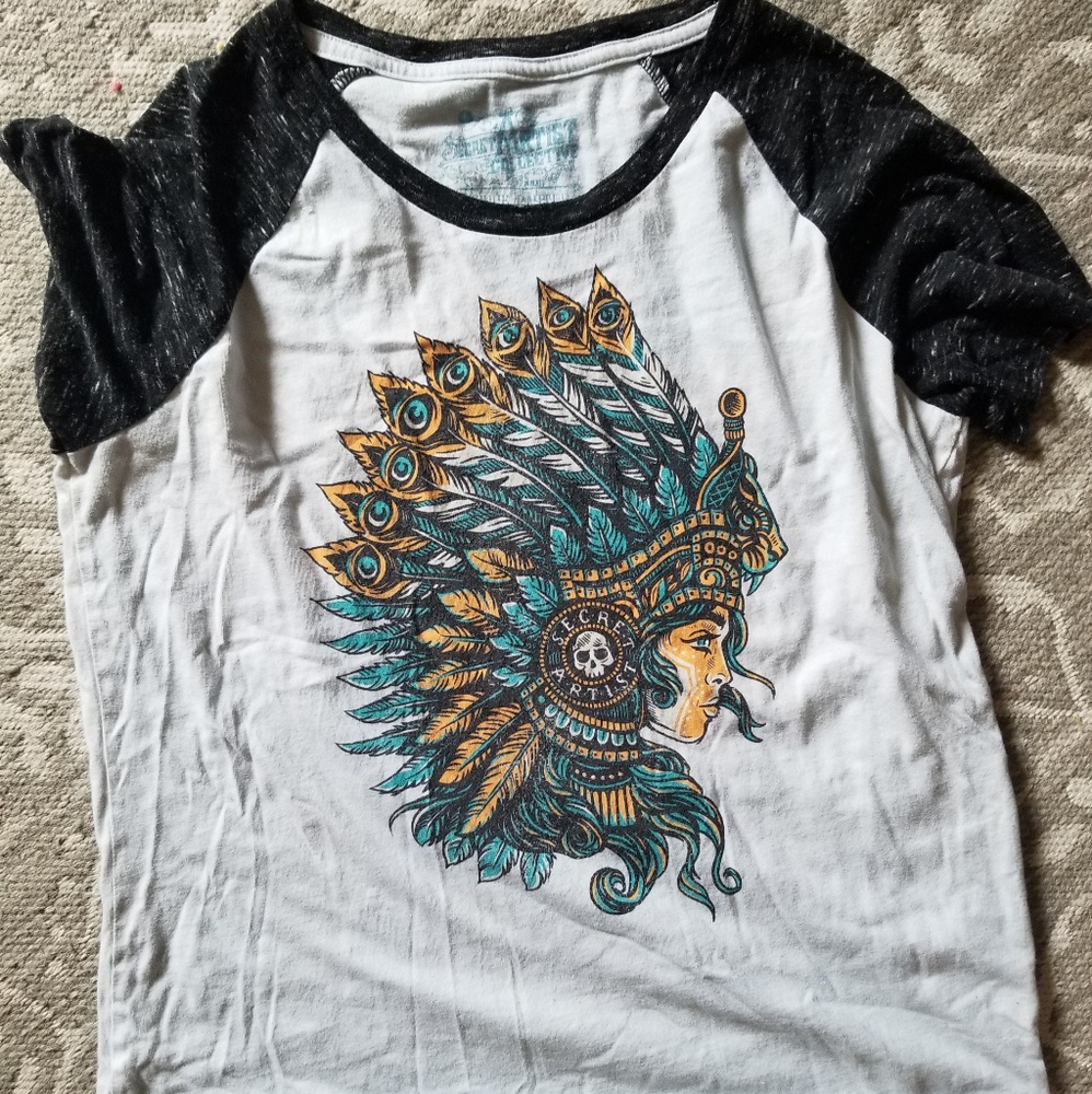 Buckle Top